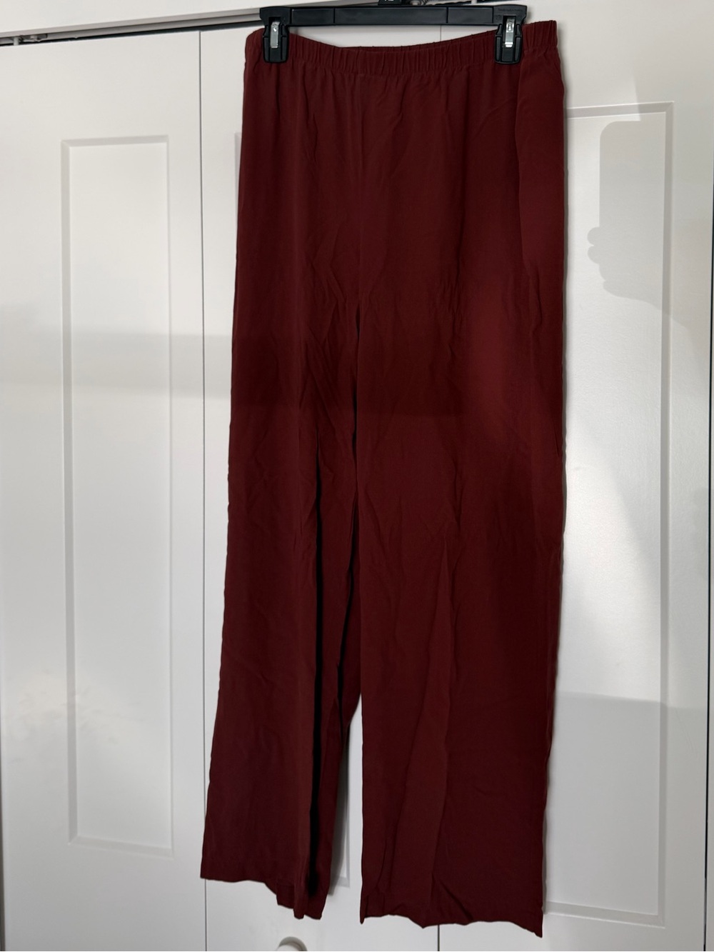 Eileen Fisher 100% silk Wine Red Pull-On Pants